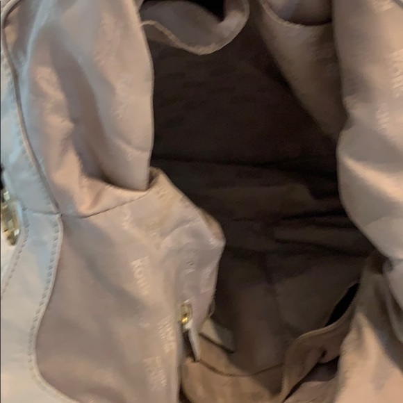 Michael Kors leather shoulder bag - Picture 4 of 4